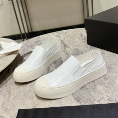 Chanel Low Shoes